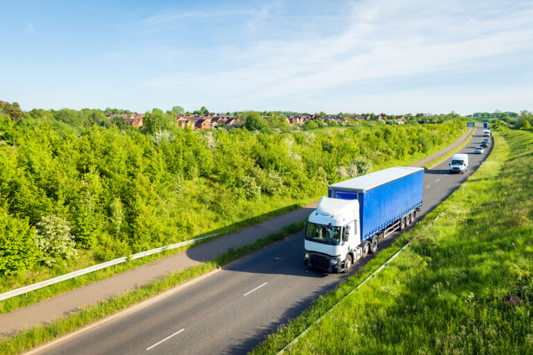 Navigating the Northern Challenges: How Fleet Management Software Transforms UK Fleet Operations